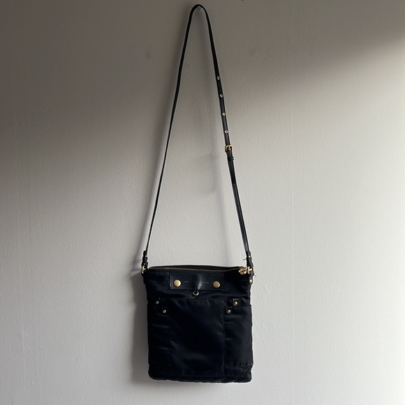 Marc by Marc Jacobs black nylon crossbody bag with gold toned hardware - Picture 8 of 8